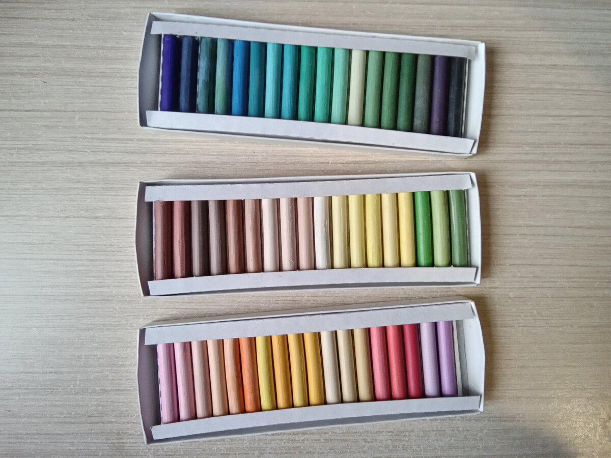 Пастель сухая художественная от BRAUBERG art 54 цвета.