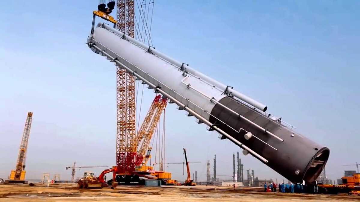 Самый большой гусеничный кран в мире! Liebherr LR13000.