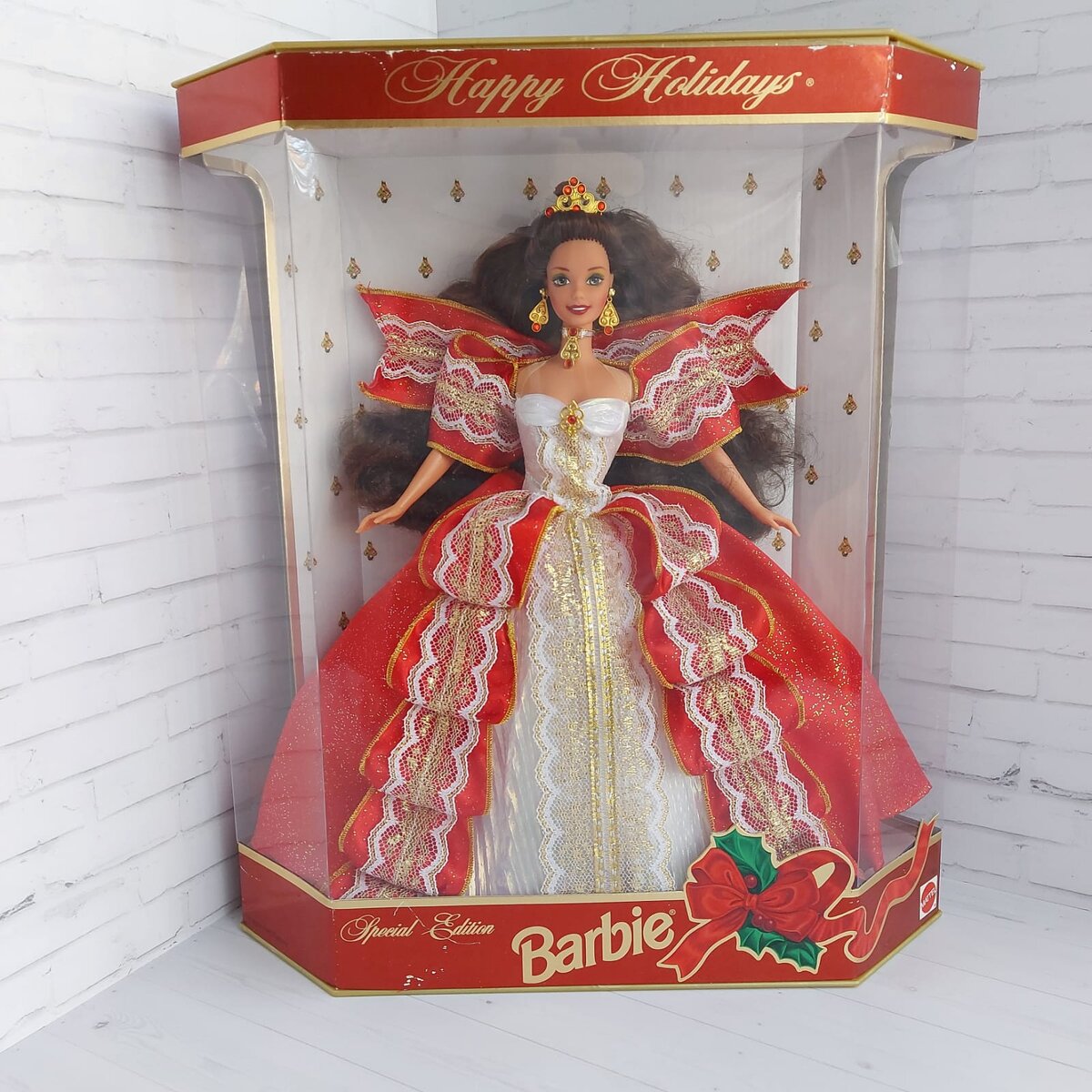 Barbie Happy Holidays 1997