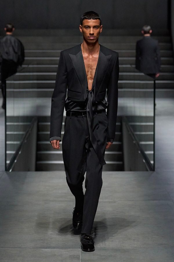 Дом моды Fendi : Коллекция мужской одежды Осень-Зима 2025-2025