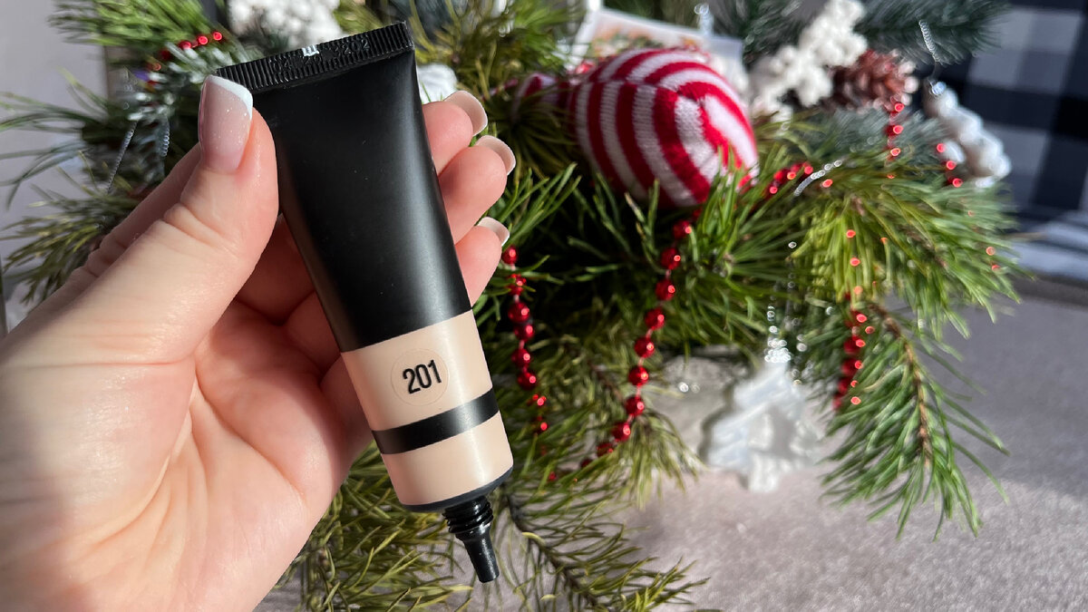 Тональный крем Revive Skin от Promakeup Laboratory N201. Источник: личный архив