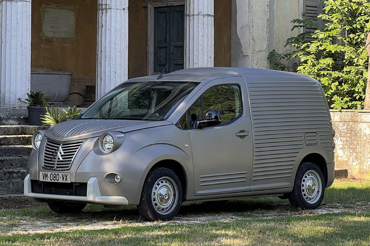    Citroen 2CV