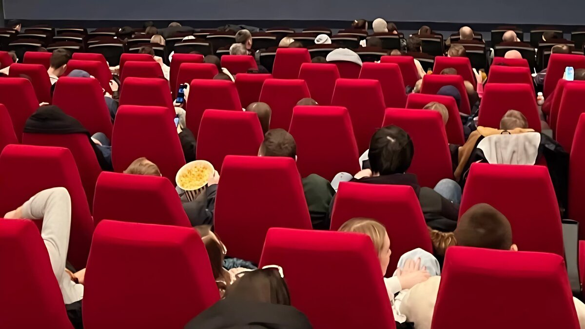     Красноярцы составили топ кинотеатров города. Не обошлось и без критики.