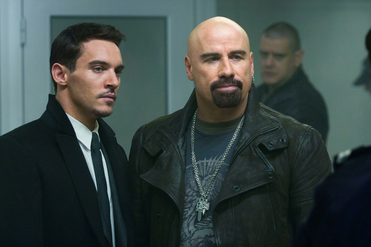 Кадр из фильма "Из Парижа с любовью"