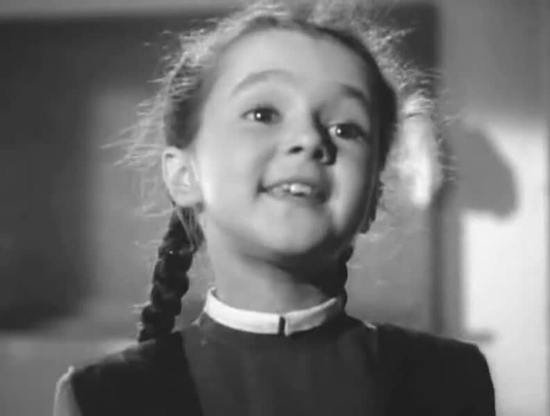 "Первоклассница" (1948)