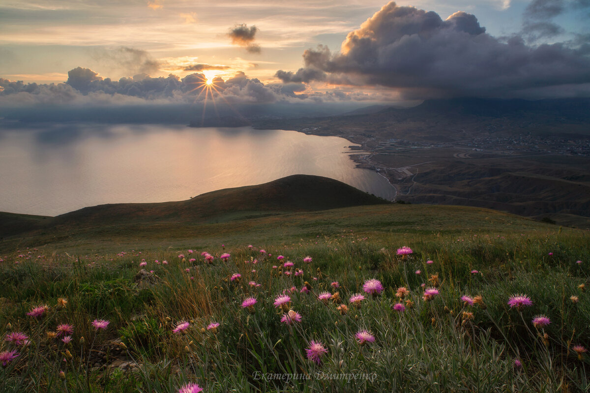 Фотограф на закате