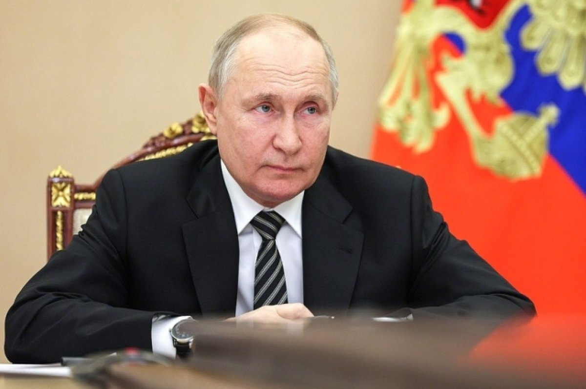    Песков заявил, что Путин всегда помнит данные им обещания