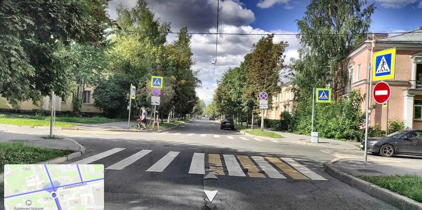 Въезд в квартал, где произошло нарушение, и это единственные знаки 3.27 там