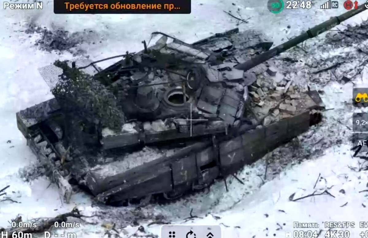 Т-90М, который смог. Танк 10 минут расстреливали в упор, но так и не смогли уничтожить