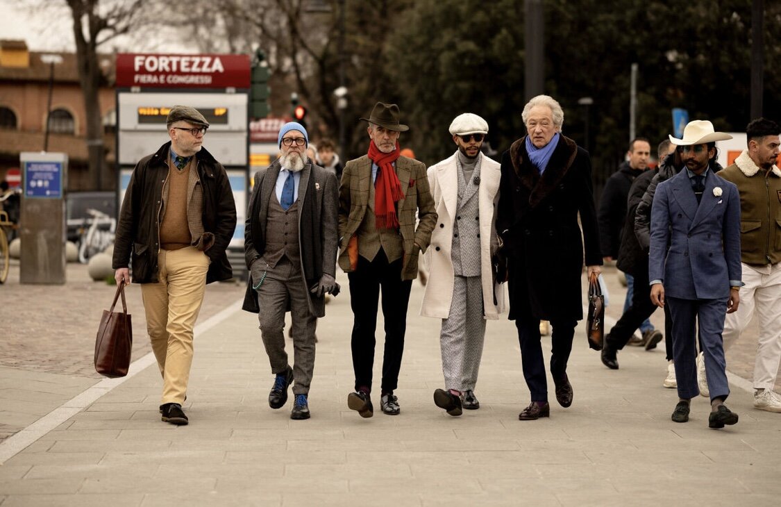 Открытые источники интернета 