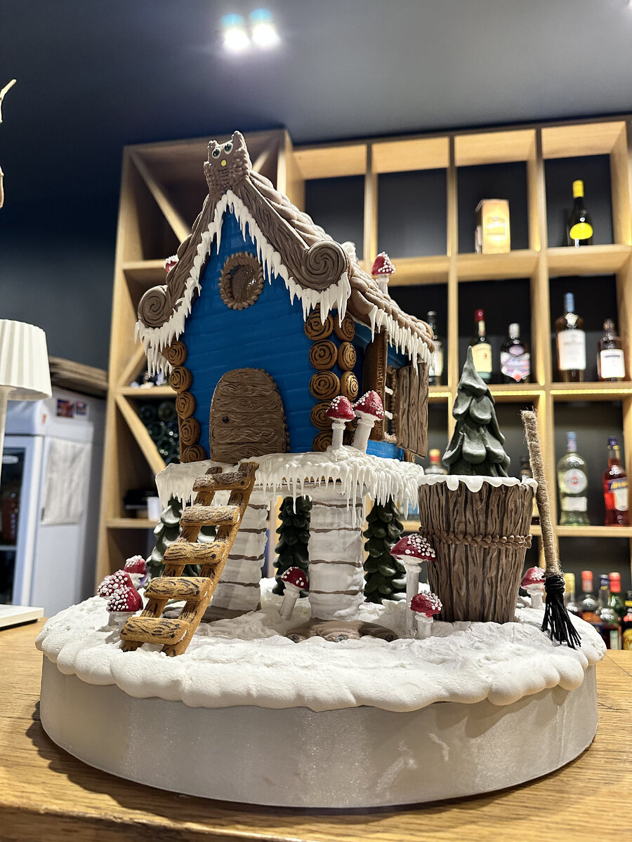 Пряничный домик в экоотеле "Романов лес"