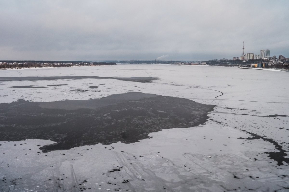    Жители Перми пожаловались на слив зловонных нечистот в реку Иву