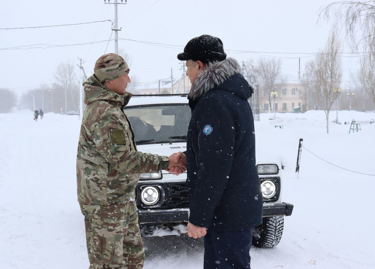  📷    Жители Красногвардейского района передали «Ниву» бойцу с позывным «Каспер» Кристина Просвиркина