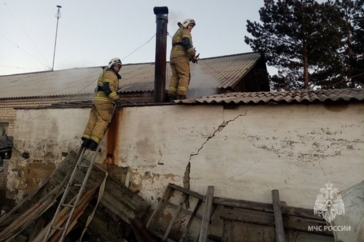    Бани, дома и гаражи горели в Чите и пригороде в выходные 13 и 14 января