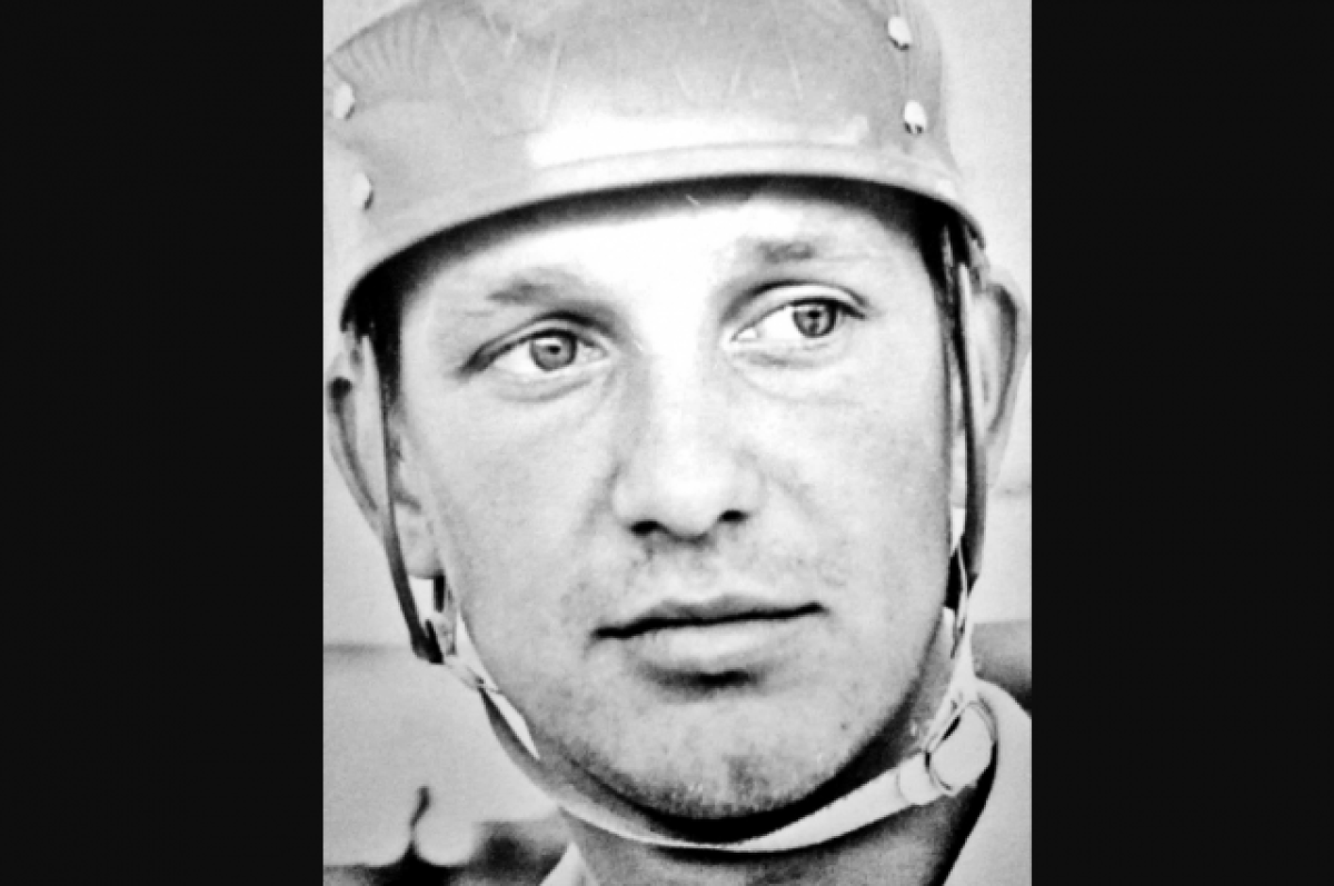    Умер ветеран новокузнецкого хоккея Валерий Чернов