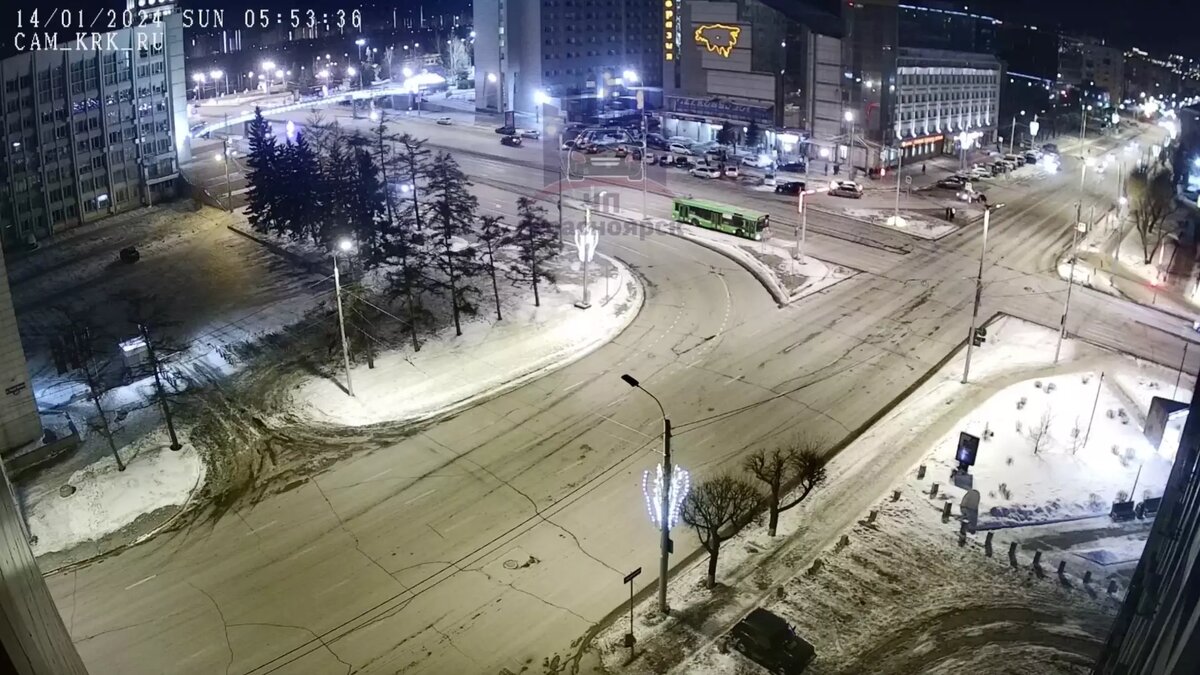 В Красноярске 17-летний водитель устроил разборки с пистолетом из-за ссоры  в соцсетях | Проспект Мира | Дзен