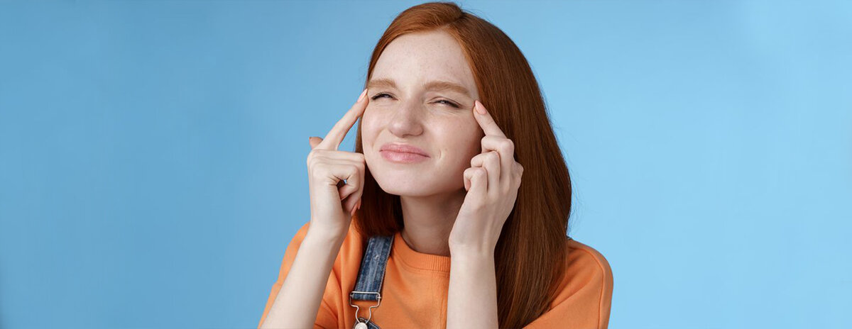 Близорукость, означает, что человек видит хорошо близко, но испытывает трудности с восприятием далеких объектов.