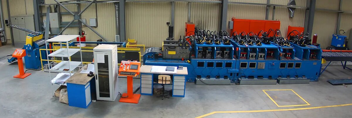 Машинный комплекс по производству холодногнутых профилей