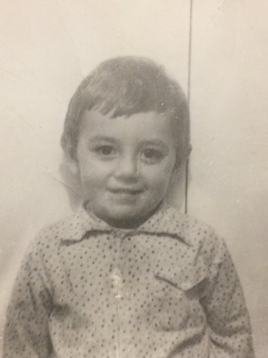 Вернуться в детство это единственный путь восхождения на небо. Если ваши глаза не сияют, значит вы предали самого себя.