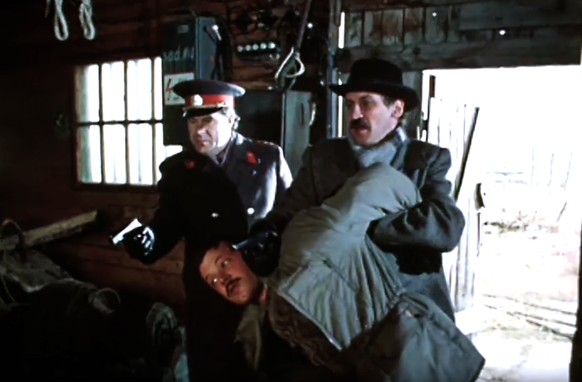 Кадр из фильма "Петля" (1983)