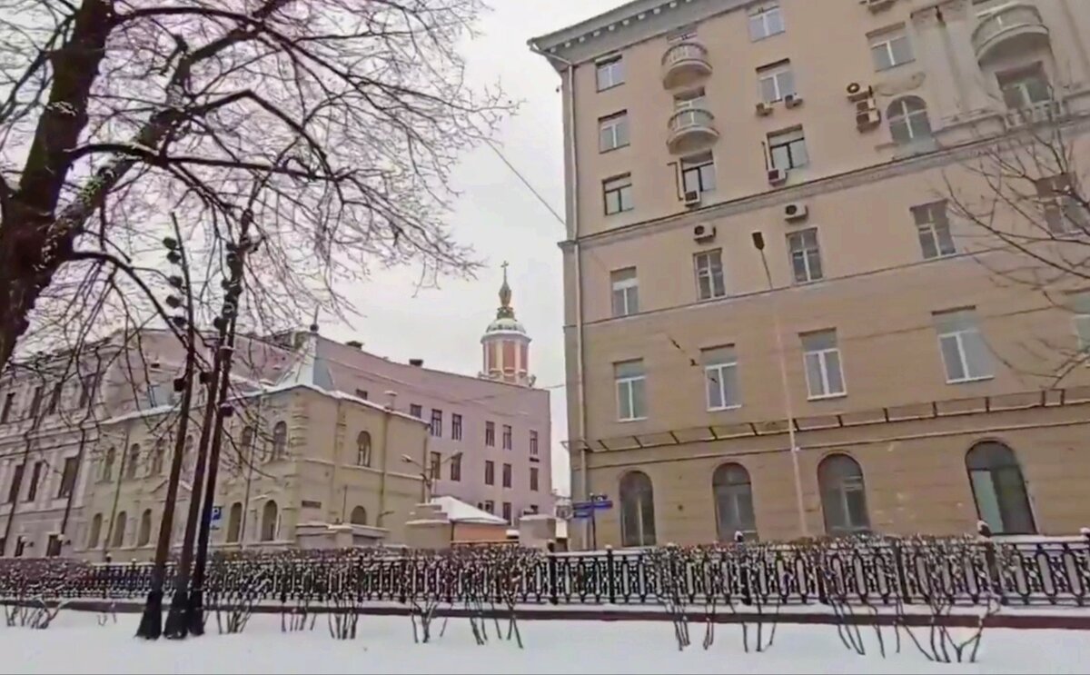 Экскурсия по центру Москвы. Дом-яйцо, Дом-комод, Меньшикова башня и еще 6  интересных мест | ТАМ ВИДНО СТАМБУЛ | Дзен