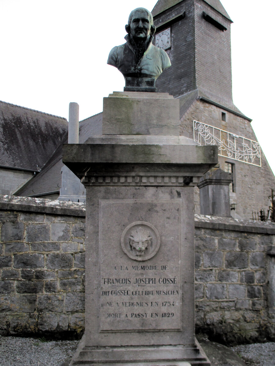 Памятный бюст Франсуа Госсеку в г.Вернье, где композитор родился 290 лет назад (источник music.wikisort.org)