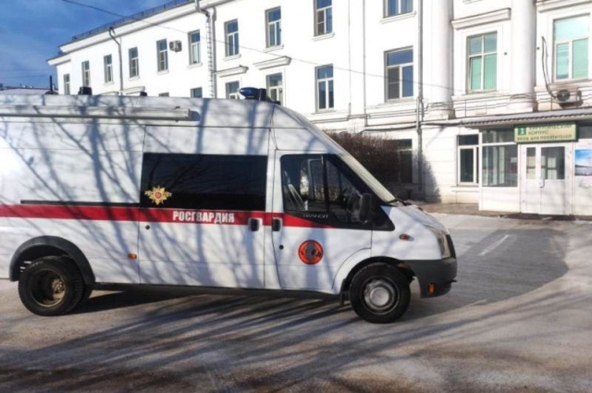    Больницу оцепили из-за сообщения о минировании в Улан-Удэ