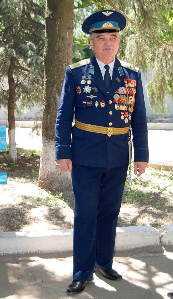 Полковник в отставке Яворский Алексей Григорьевич.