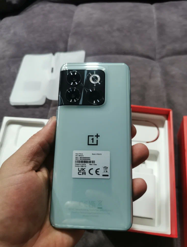 Стоит ли покупать OnePlus 10T ? 