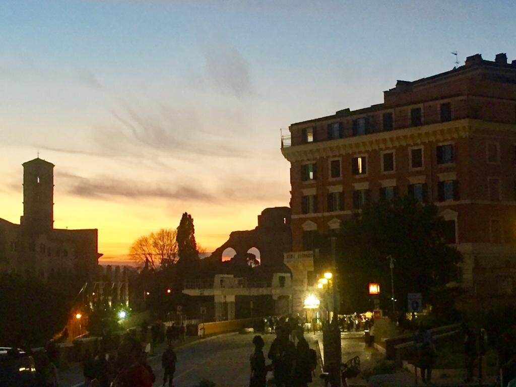 Домашний тиран, признаки