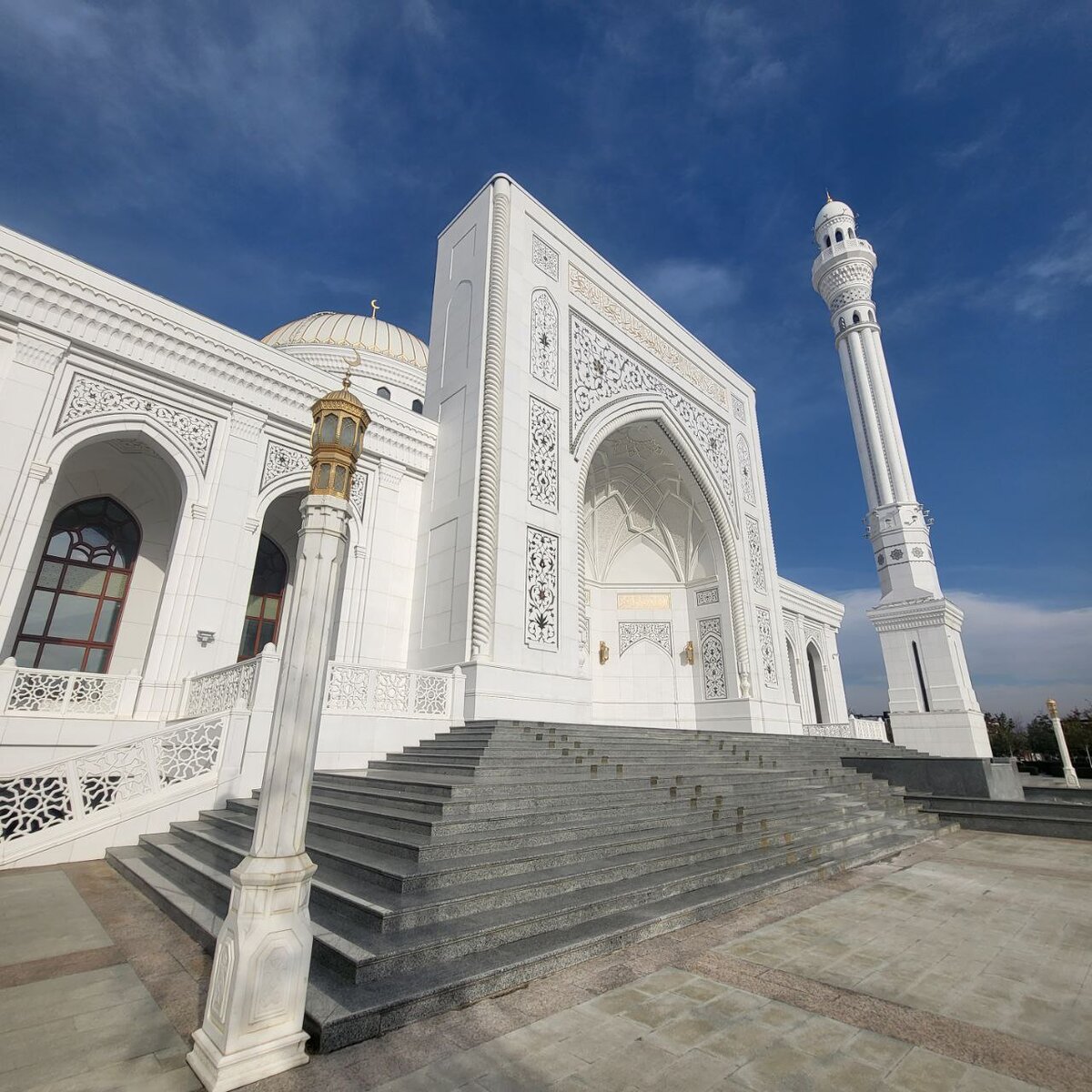 Сколько мечетей в чечне. Сколько мечетей в чечне. Чечня мечеть галерея. Чечня мечеть 2007. Грозный экскурсии.