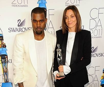 Канье Уэст и Фиби Фило на церемонии вручения наград CFDA Fashion Awards 2011.
