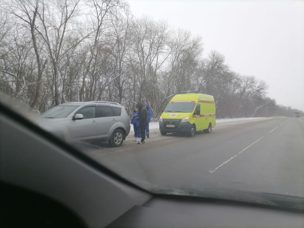 В Курской области две женщины попали в больницу в результате столкновения 3  машин | Вести-Курск | Дзен