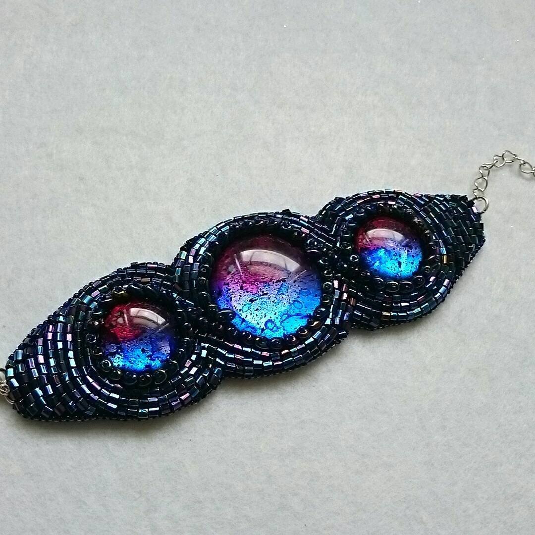 Браслет из чешуи дракона и лунного света