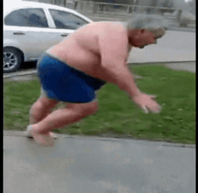 Пьяных сбежал. Пьяных сбежал. Пьяных сбежал. Мужик убегает. Пьяных сбежал.