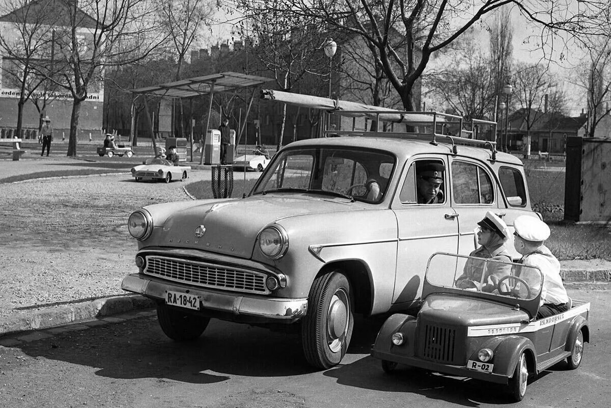 Старые советские автомобили