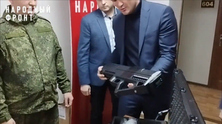    Антидроновые ружья для бойцов СВО приобрели сотрудники казначейства Оренбуржья Белов Михаил Александрович