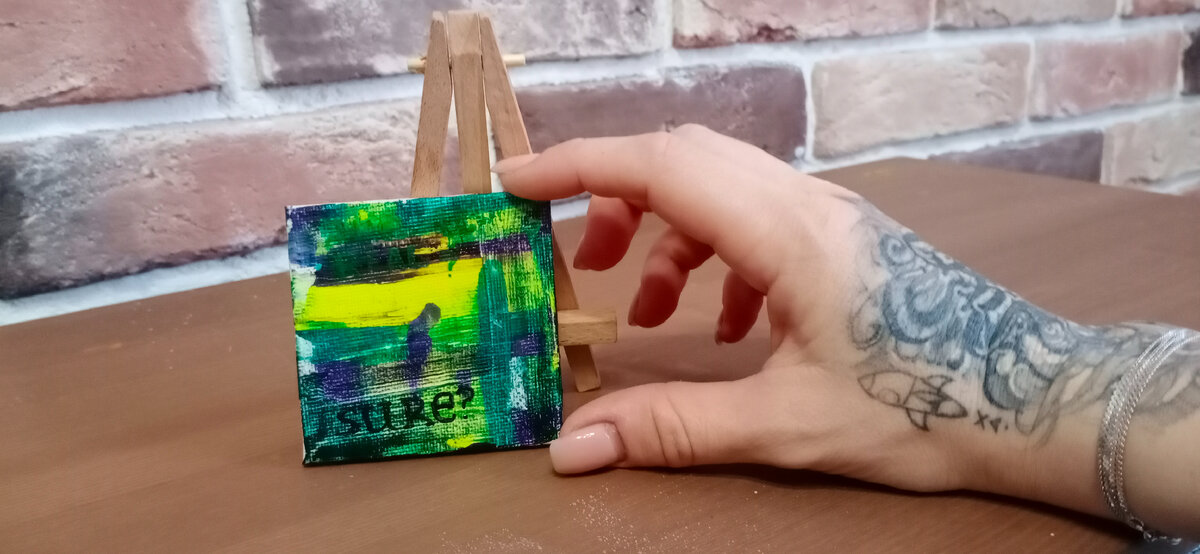 Моя самая "большая" картина. В маленьком пространстве вместить идею, мыль, суть. Краткость - сестра таланта не только в словах.