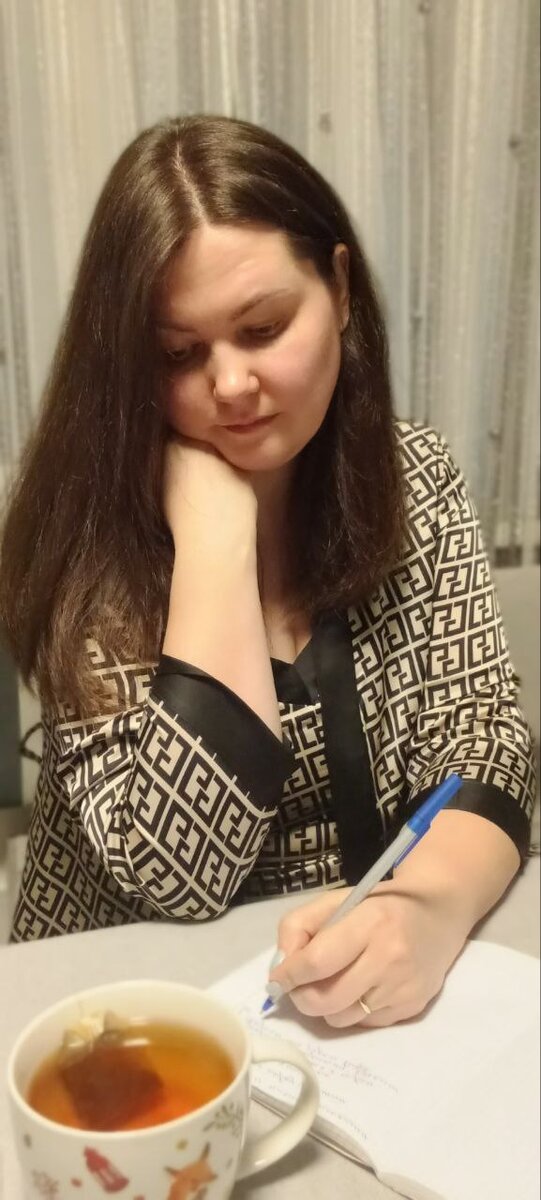 Это упражнение сочетает в себе лёгкость выполнения и высокую эффективность. При этом, в процессе его выполнения, нет никакого чувства напряжения. 