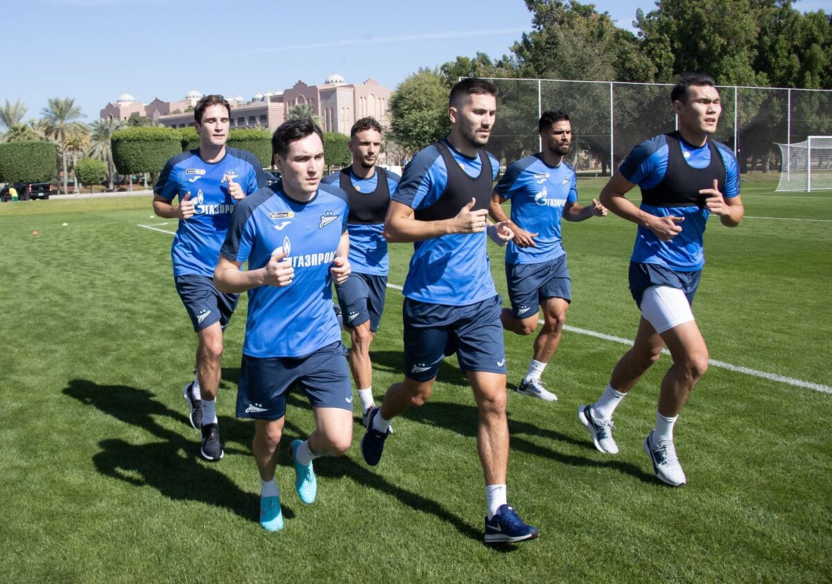    «Зенит» в Абу-Даби: Караваев в общей группе, Артур открывает счет забитым голам Алексей Андрианов