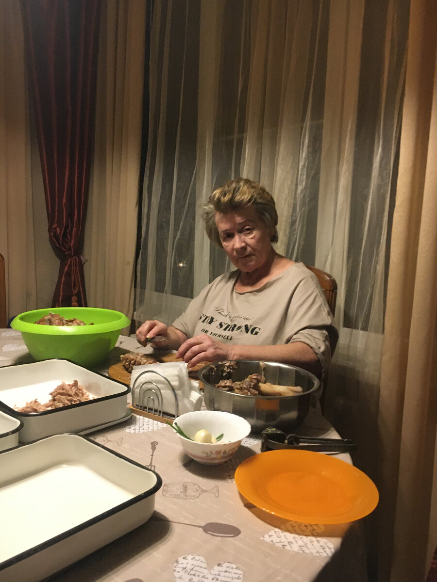 Приготовление холодца требует усилий