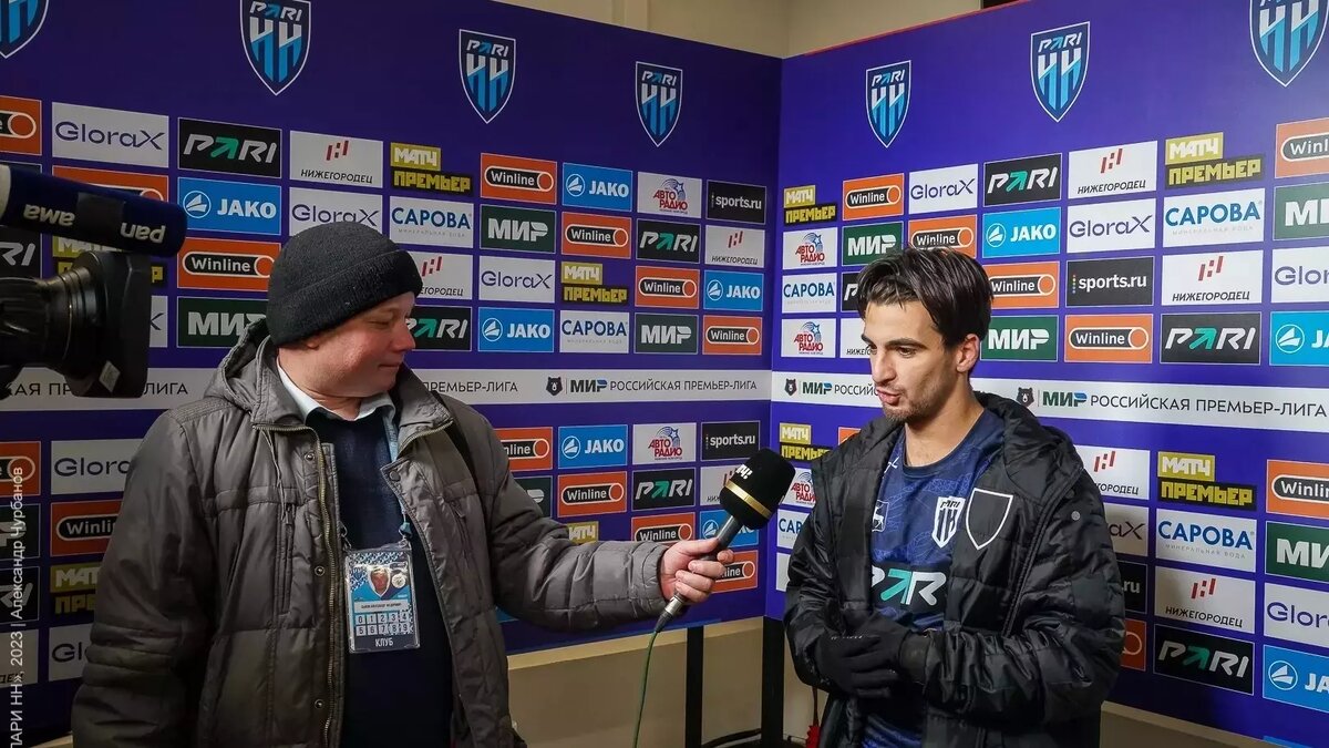     Футбольный клуб «Пари НН» получит 1,1 миллиона евро в случае перехода полузащитника Эдгара Севикяна в венгерский «Ференцварош». На данный момент 22-летний футболист уже отправился в Будапешт для прохождения медицинского осмотра для нового клуба. Об этом пишет Telegram-канал «Инсайды от Карпа».