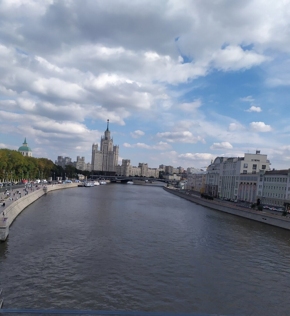 Мой сын хотел учиться в Москве и у него получилось.