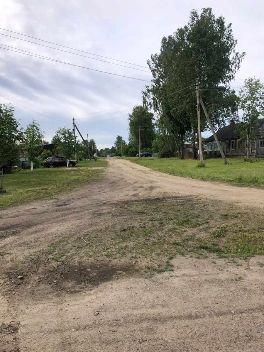 с.Полюдово фото автора.Перекресток.