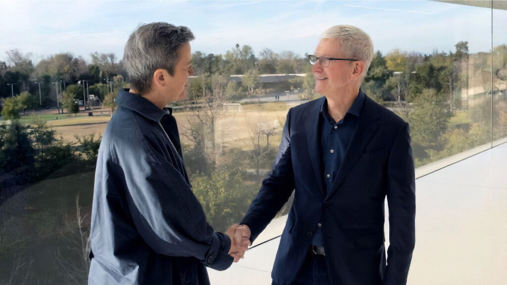    Tim Cook