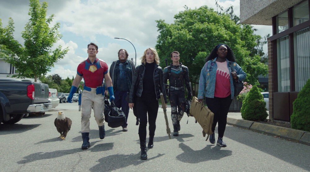     Кадр из 1 сезона сериала «Миротворец» (2022)