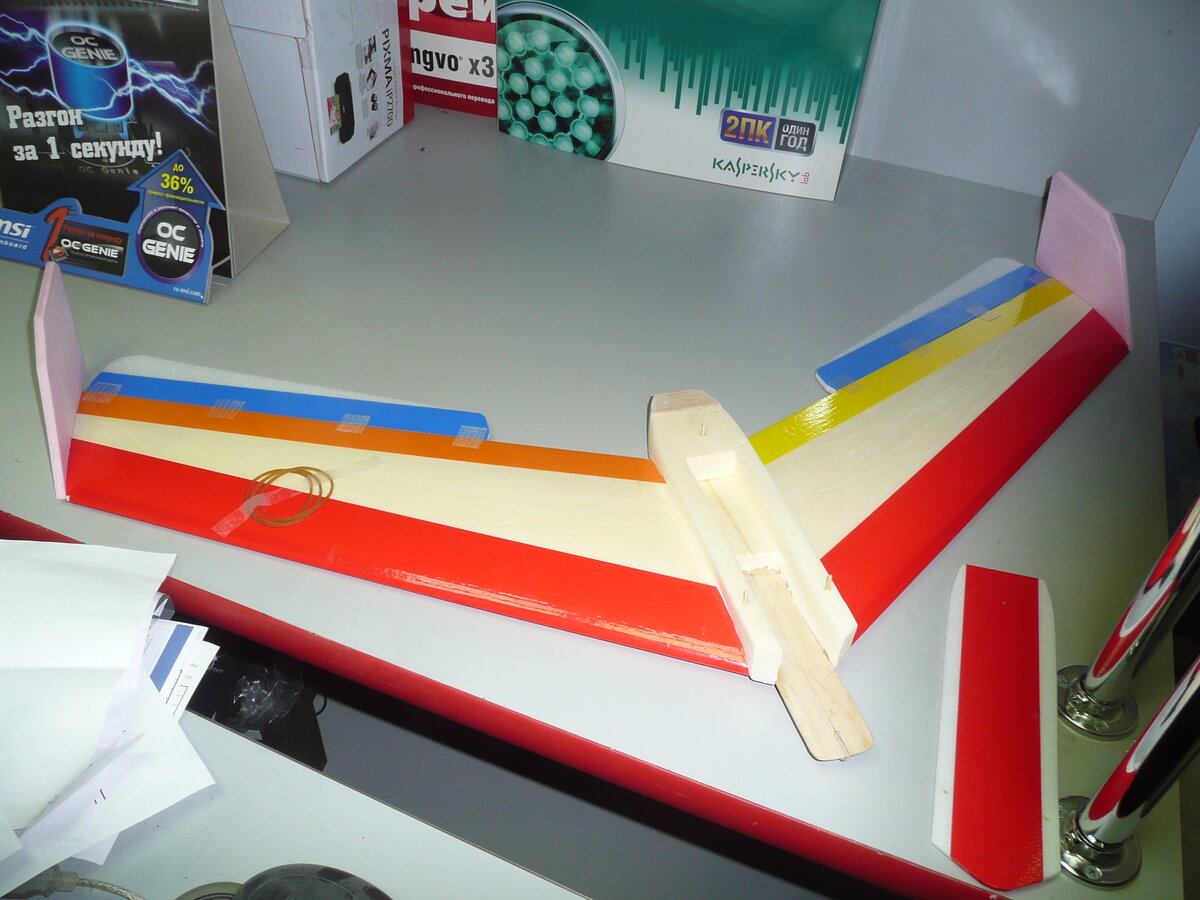 включи летающие крылья. мечта о полете. девушка с крыльями бабочки. полет на крыльях. человек с крыльями в небе.