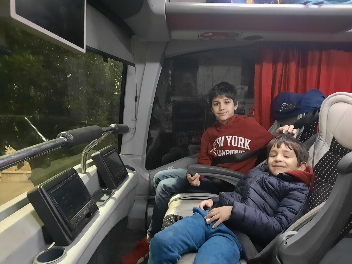 В египетском автобусе "бизнес-класса" по маршруту Каир - Хургада