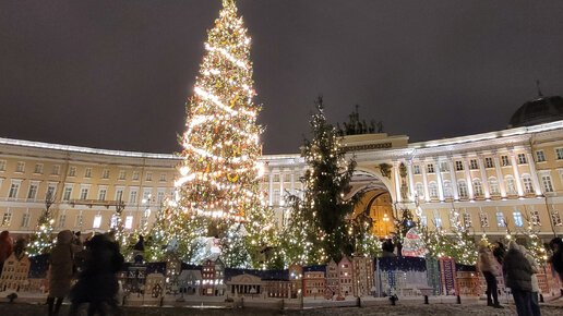 новогоднее шоу спб. световое шоу на дворцовой площади. световое шоу в санкт-петербурге видео. световое шоу. праздники в ноябре на дворцовой.