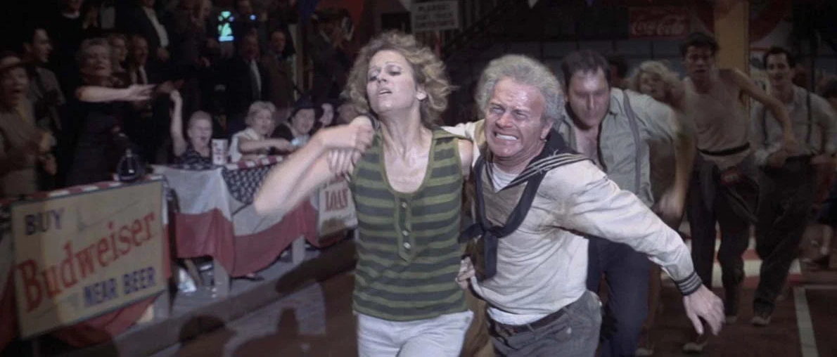 Кадр из фильма "Загнанных лошадей пристреливают, не так ли?" (1969)